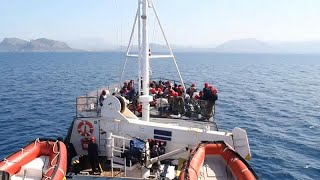TRANSFER Ärzte ohne Grenzen beendet Kooperation - Transfer von Migranten auf Quarantäneschiff