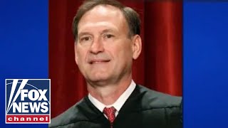 Justice Alito triggers backlash for flying Appeal to Heaven flag