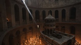 Cérémonie du &quot;Feu sacré&quot; à Jérusalem à la veille de la Pâques orthodoxe