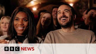 New York: Intimate micro-cinemas gain popularity | BBC News