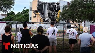 S&U PLC [CBOE] Familiares de estudiantes asesinados en una escuela en Florida presencian el inicio de su demolición
