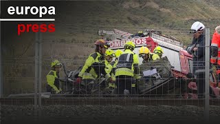 Dos fallecidos en la colisión entre un turismo y un tren en un paso a nivel en Husillos