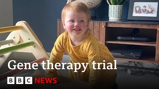 Pioneering gene therapy restores deaf toddler&#39;s hearing | BBC News