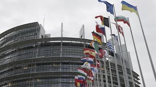 Élections européennes : les enjeux nationaux éclipsent-ils les enjeux européens ?