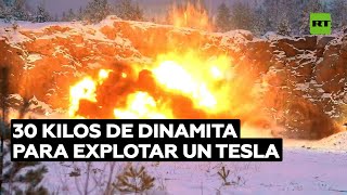 TESLA INC. Detona su Tesla con dinamita al negarse a pagar 20.000 euros en repararlo