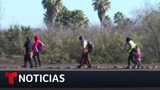 PRISA Migrantes marchan a prisa para llegar a la frontera y cruzar a EE.UU. antes que termine el 2023