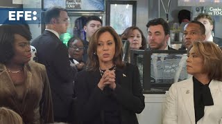 Harris presenta plan para Puerto Rico en histórico encuentro con la comunidad boricua de Filadelfia