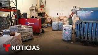 Hispanos en California se ayudan económicamente con la venta de envases para reciclar en California