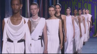 Vogue World Paris : un défilé hors normes pour le coup d&#39;envoi de la semaine de la Haute Couture