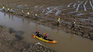 UBER INC. Hochwasser in Spanien: Wassermassen reißen über 30 Autos an Costa Brava in Fluss