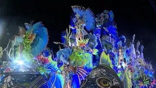 Karneval in Rio: Sambaschulen erleuchten das Sambadrom