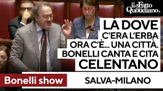 I video cult del 2024 - Bonelli-show contro il decreto salva-Milano: intona Celentano in Aula