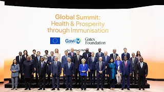 Europa führt globale Impfstoffbemühungen an, USA ziehen sich zurück