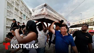 En Ecuador dan último adiós a niños que fueron asesinados tras ser detenidos por una patrulla