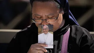I funerali di Francesco, &quot;rimarrà nei nostri occhi e nei nostri cuori&quot; così Re nell&#39;omelia