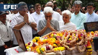 Identifican a 135 víctimas de la tragedia de Air India y entregan 101 cuerpos a familias