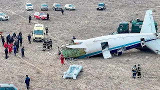 Aserbaidschan Airlines Absturz durch Fremdkörper verursacht