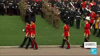 ARCH RESOURCES INC. CLASS A Funérailles d&#39;Elizabeth II : le cercueil de la reine se rend en procession à Wellington Arch