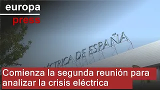 Comienza la segunda reunión para analizar la crisis eléctrica