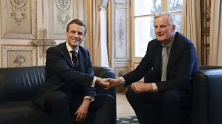 NEO Francia, primo incontro tra i neo ministri, Barnier: siate &quot;irreprensibili e modesti&quot;