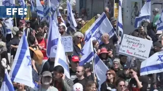Cientos de manifestantes en Jerusalén contra Netanyahu por el cese de la fiscal general