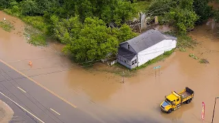Forti tempeste causano inondazioni diffuse a New York e nel New Jersey
