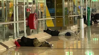 À l&#39;aéroport de Madrid-Barajas, l&#39;augmentation du nombre de sans-abri inquiète