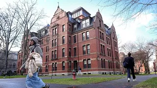 Une juge empêche l&#39;administration Trump d&#39;interdire l&#39;inscription d&#39;étudiants étrangers à Harvard