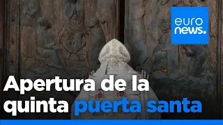 El cardenal James Michael Harvey abre la quinta y última puerta santa