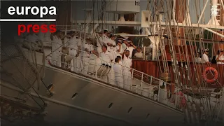 Princesa Leonor y la tripulación &#39;Elcano&#39; rinden homenaje a víctimas del buque escuela mexicano