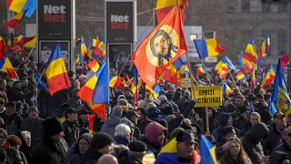 Romania: proteste contro il rinvio delle elezioni presidenziali