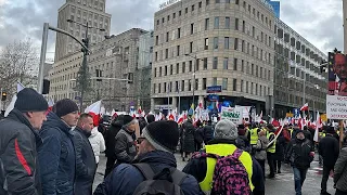 GALA Los agricultores polacos protestan en Varsovia antes de la gala de la presidencia de la UE