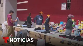 Damnificados de los incendios en California dependen de ayudas para sobrevivir | Noticias Telemundo