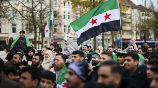 Plusieurs pays de l&#39;UE suspendent les demandes d&#39;asile des réfugiés syriens