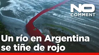 NO COMMENT: Así es &quot;río de sangre&quot; teñido de rojo por contaminación en las afueras de Buenos Air…