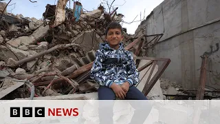 Boy, 11, living alone in Gaza hospital, has &#39;witnessed scenes no child should see&#39; | BBC News