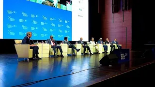 ENERGY Baku Energy Forum—la cooperazione globale può garantire il raggiungimento degli obiettivi climatici?