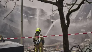 Países Bajos: Una explosión derrumba parte de un edificio y causa varios heridos en La Haya