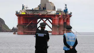 BP PLC BPAQF ‘Climate of urgency’: Tensions rising amid Greenpeace&#39;s BP protests