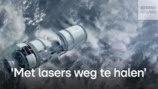 Het is een puinhoop in de ruimte, en zo gaan we die opruimen