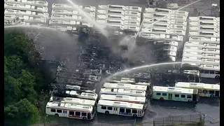 EN VIVO: Bomberos responden a un incendio de múltiples autobuses en Pennsylvania