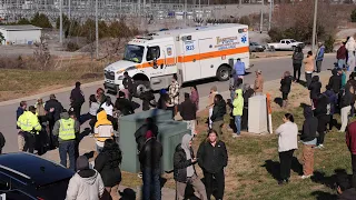 EN VIVO: La policía informa sobre el tiroteo mortal en una escuela de Tennessee