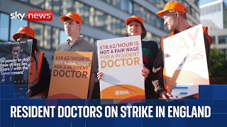 Thousands of doctors in England go on strike