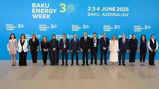 TRANSITION SHARES La Semaine de l’Énergie de Bakou souligne la transition verte et le rôle de l’Azerbaïdjan