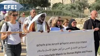 Judíos, musulmanes y cristianos en una misma marcha en Jerusalén: &quot;Queremos la paz&quot;