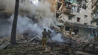 Ukraine : au moins 14 morts dans un bombardement russe sur Kyiv