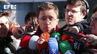 Versiones opuestas en caso de Errejón: Él dice que fue consentido; Mouliáa, que le rechazó