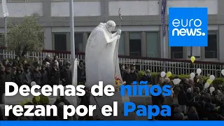 El Papa se encuentra estable en el hospital, pero sigue necesitando tratamiento