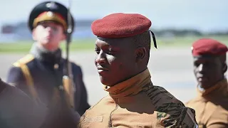 Wurde eine französische Spionin in Burkina Faso festgenommen?