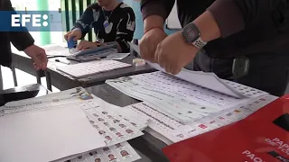 DIA Ecuador cierra jornada electoral con normalidad y espera resultados al final del día